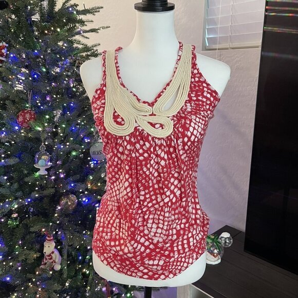 BOUTIQUE BRAND TOP WITH ROPE DETAILING IN PINK AND WHITE SIZE SMALL - EUC (476) - Picture 1 of 2